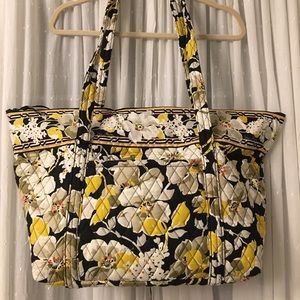 Vera Bradley Miller bad in dogwood!  Almost new!!
