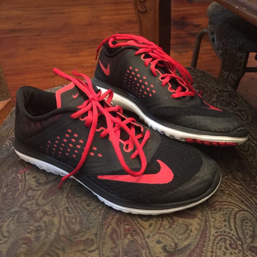 Nike shoes, men's
