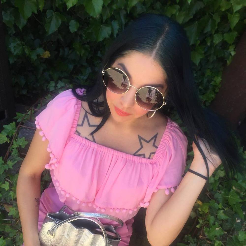 Meet your Posher, Andrea