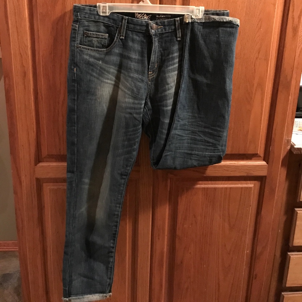 NWT Boyfriend crop hem stretch skinny jeans!