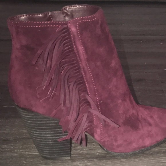 Vince Camuto Shoes - NWT Vince Camuto Sz 10W Boots Deep Sugar Plum
