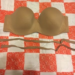 Strapless bra 36C
