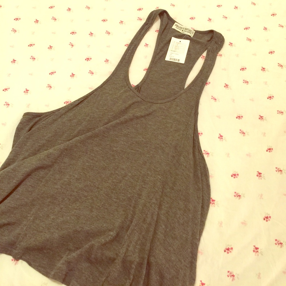 🌟LOOSE FITTING TANK🌟