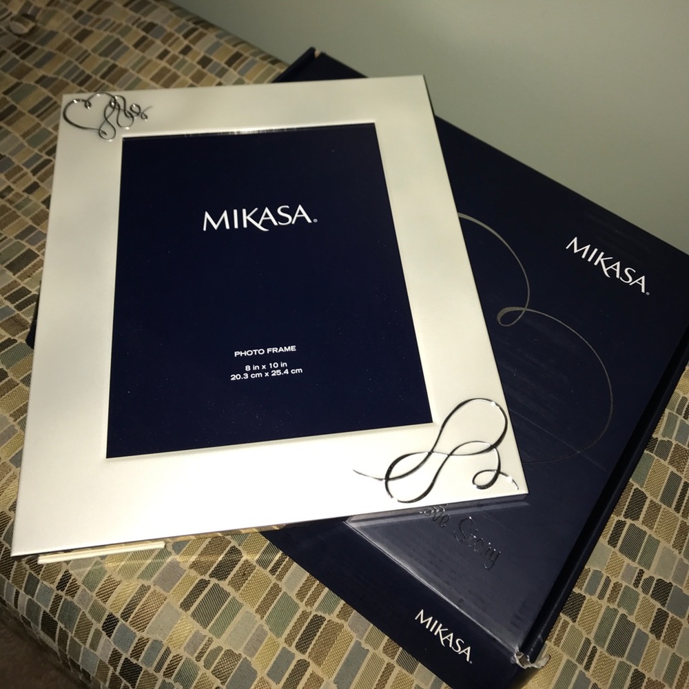 Mikasa Love Story Meatal frame