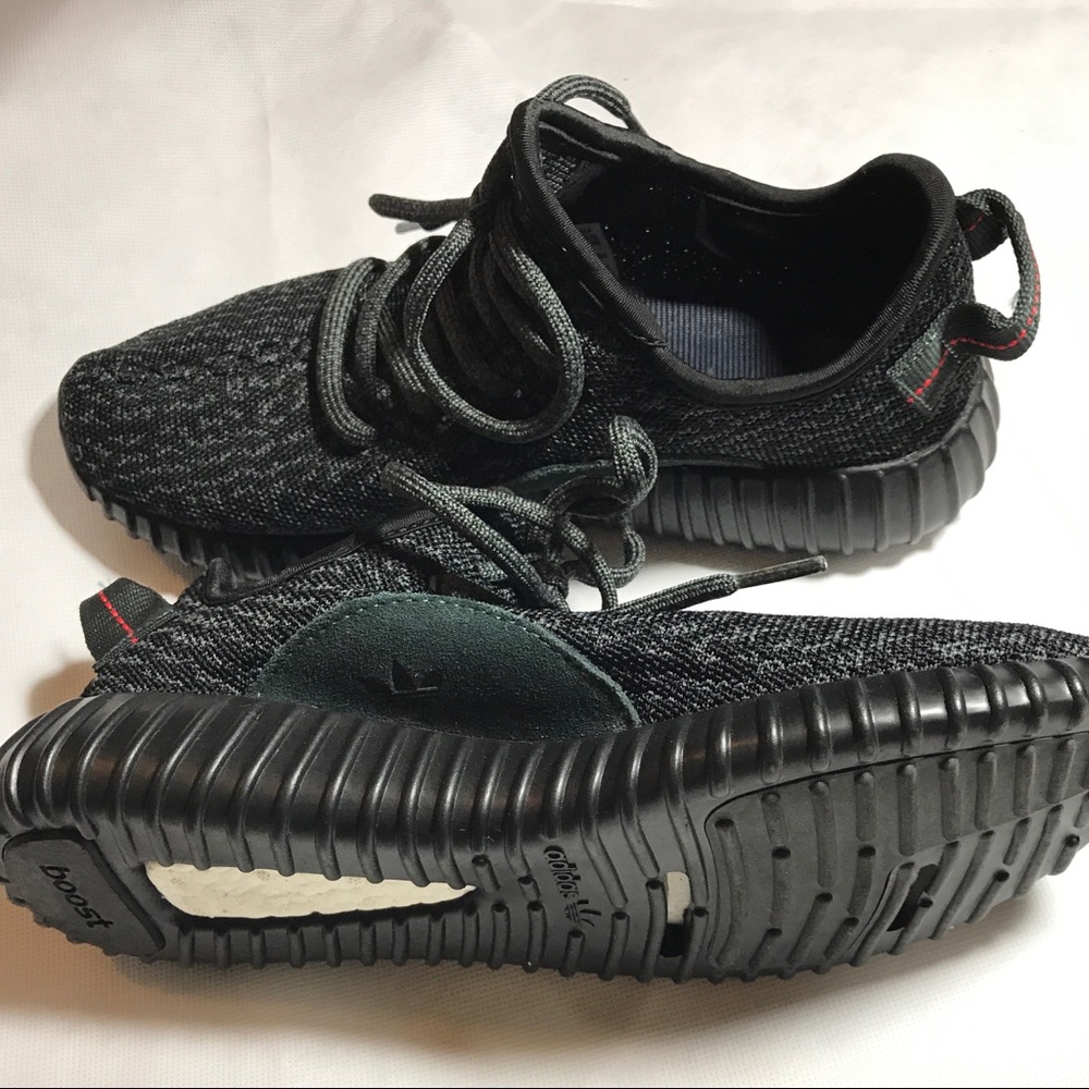Pirate Black Yeezys Size 7