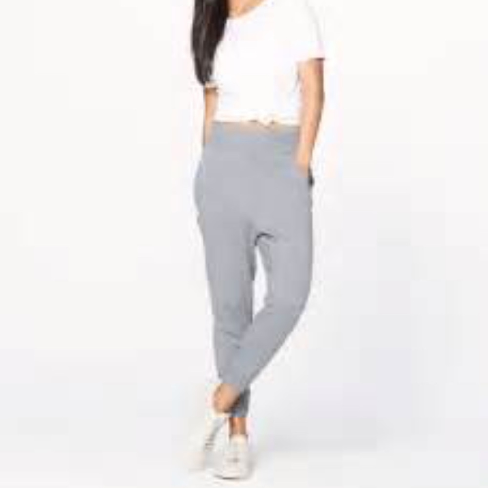 lululemon press pause joggers