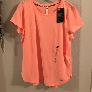 UnderArmour athletic tee