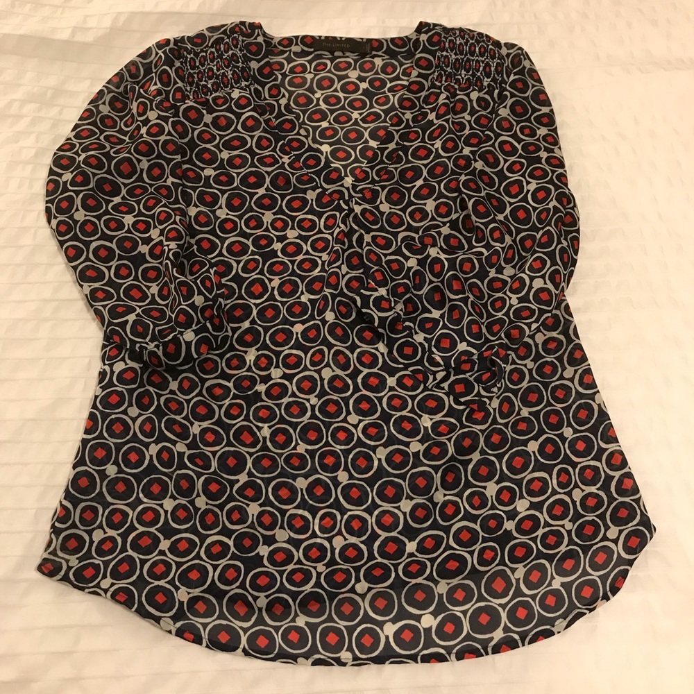 The limited tunic shirt