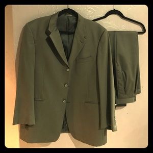 Men’s suit