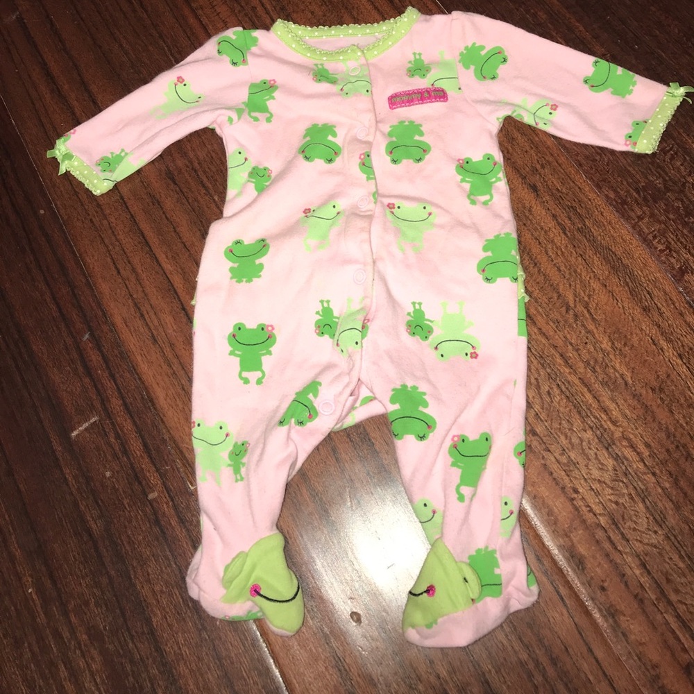 ADORABLE little girl froggy  Snap-Up Fleece