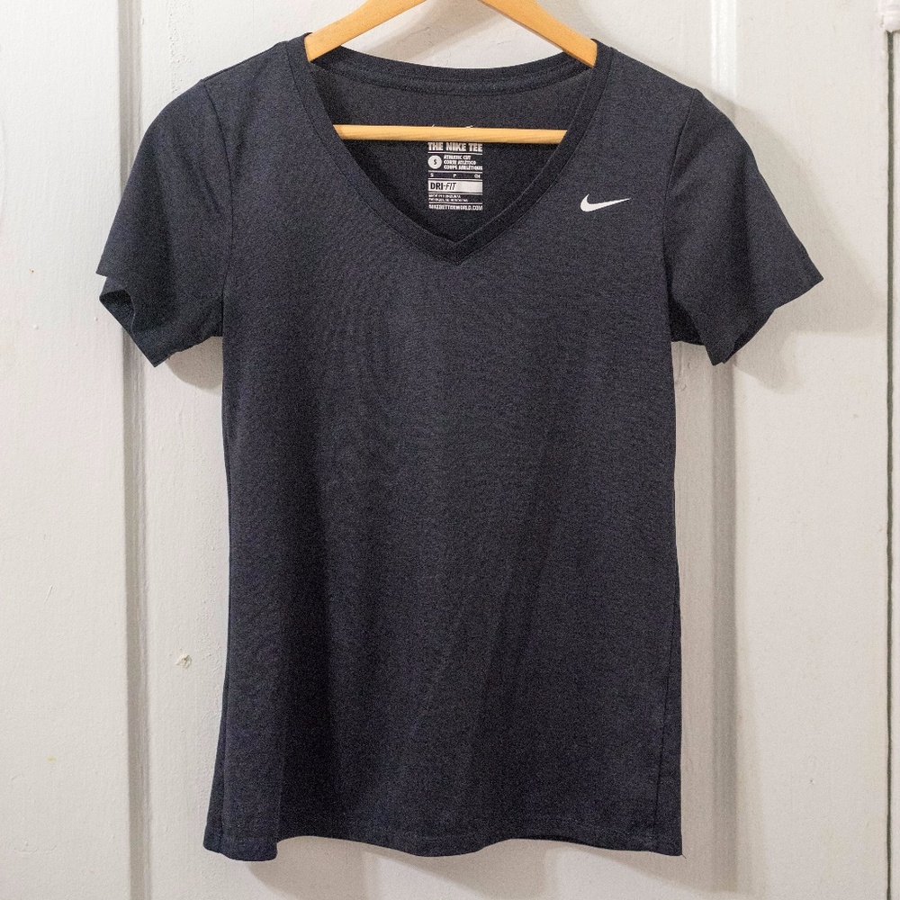 Nike Dri Fit Exercise Workout Top