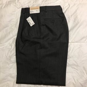 NWT Dark Charcoal Pleated Wool Dress Pants 35"W