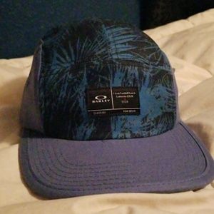 Oakley 5 panel hat