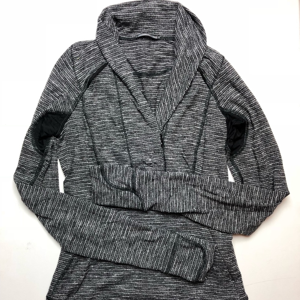 Lululemon Base Runner Grey Pullover - image 2