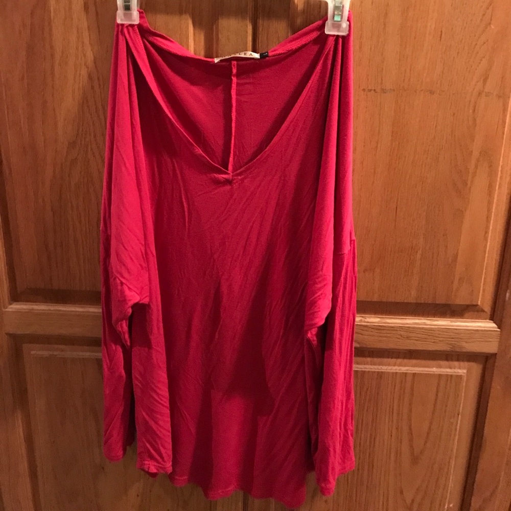 Make offer! Fuchsia batwing v-neck