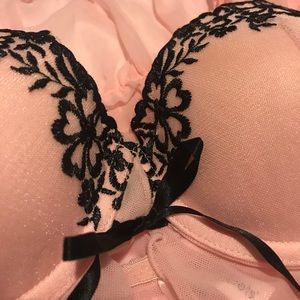 NWT 2 piece Set Lingerie