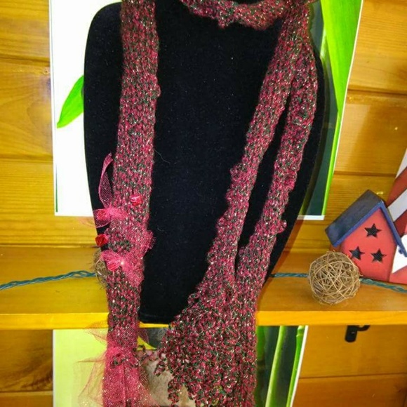 Scarf - Picture 2 of 5