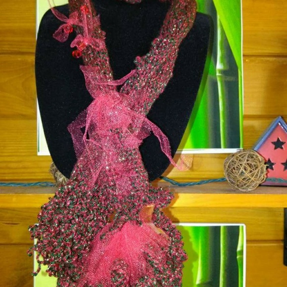 Scarf - Picture 4 of 5