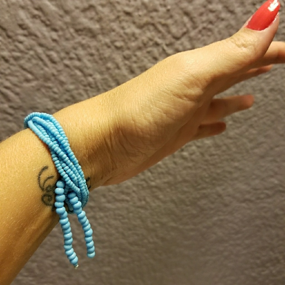 Strand of turquoise beads - bracelet - necklace
