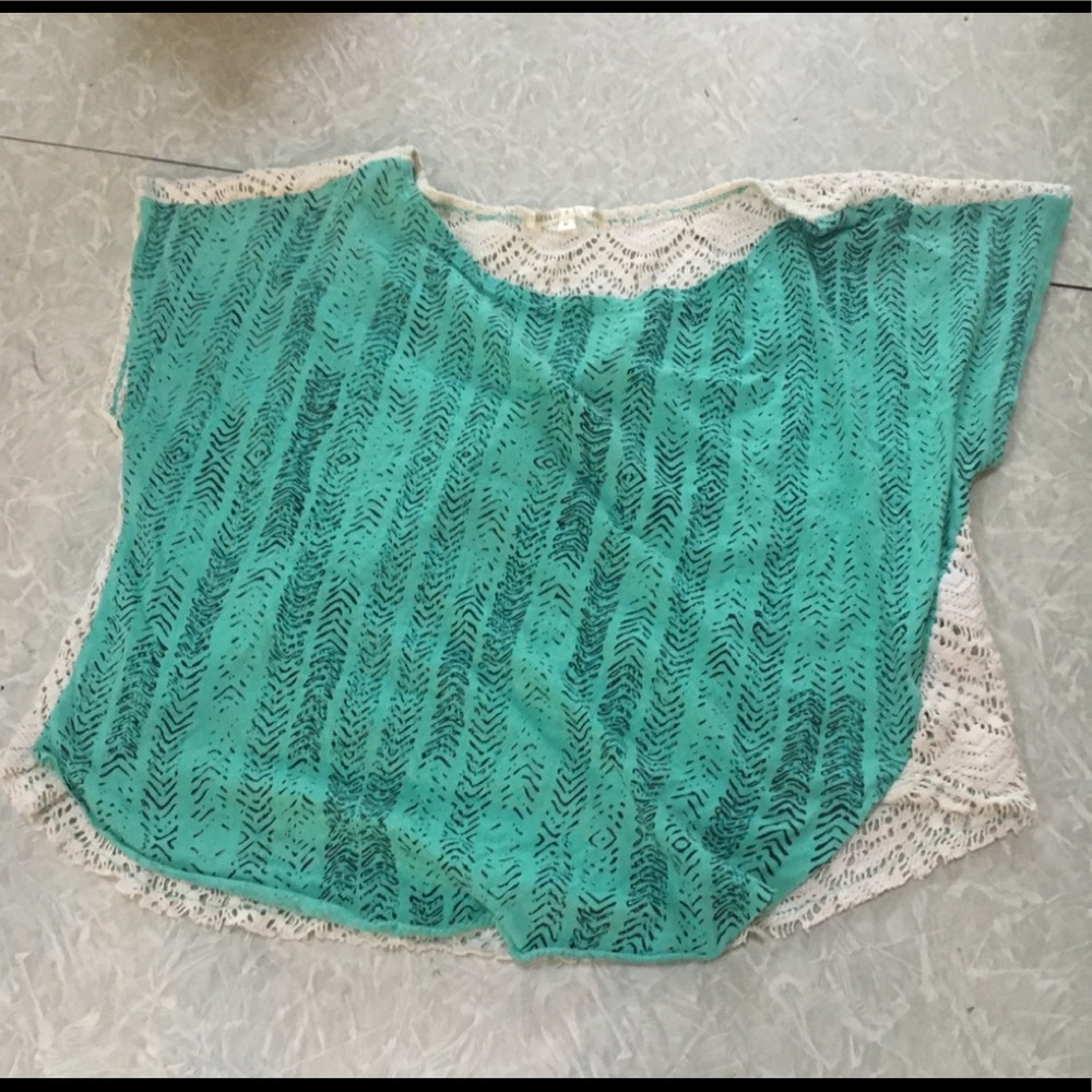 Threads 4 Thought green printed lace back t-shirt