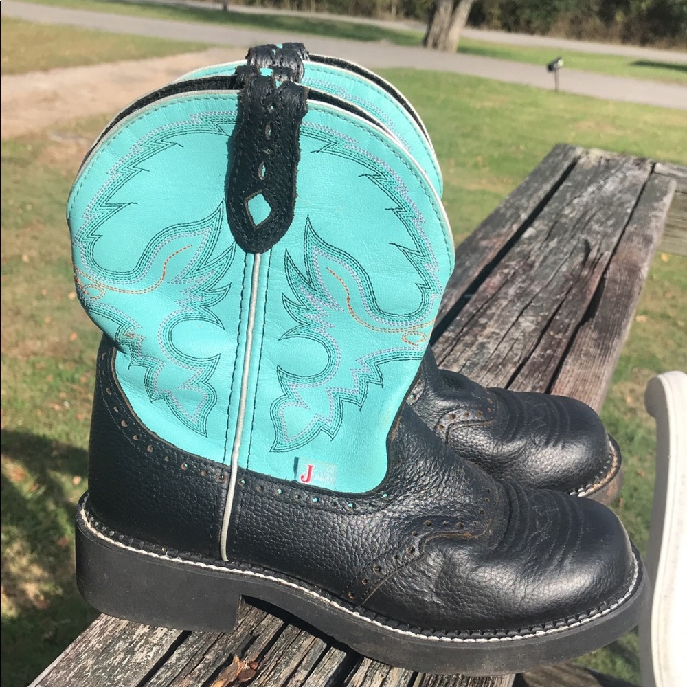 Women’s Justin Boots Size 8.5