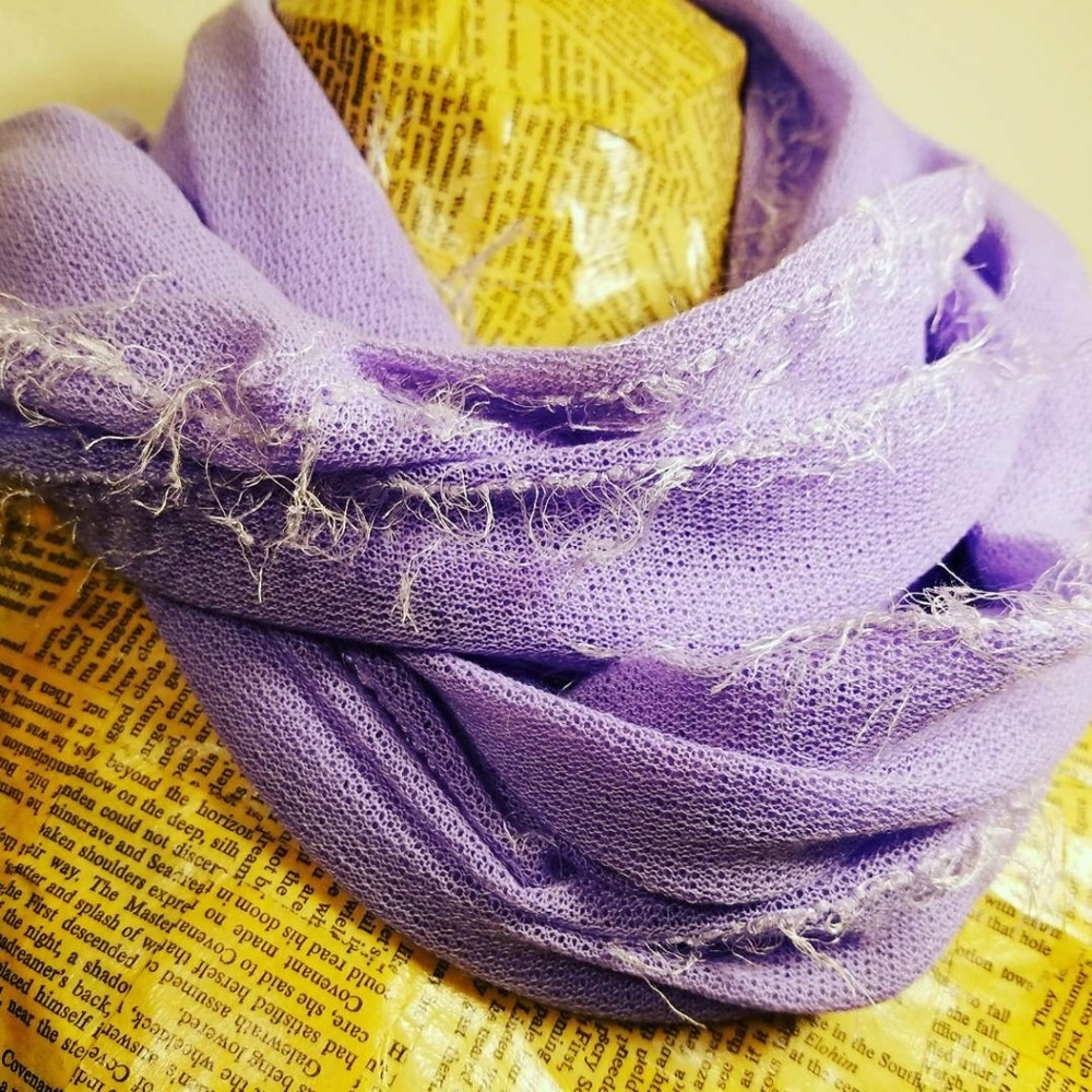 Handmade purple scarf, knitt fabric