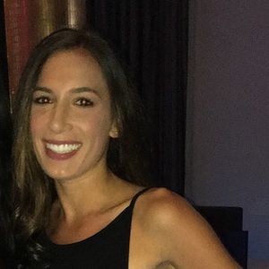 Meet your Posher, Danielle