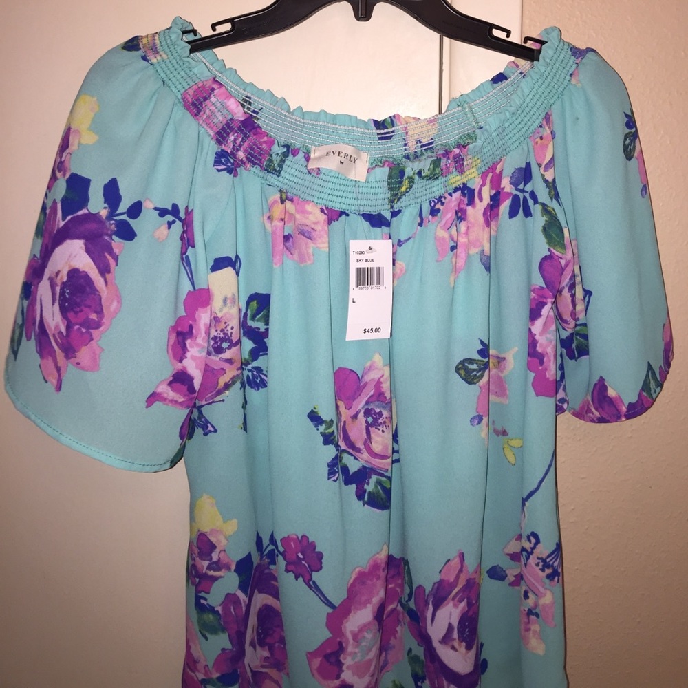 Floral off shoulder shirt