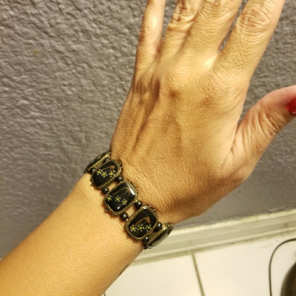 Vintage enamel bead bracelet - Picture 2 of 2