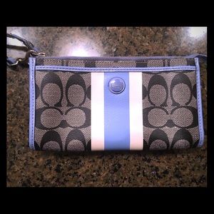 Coach wristlet/clutch