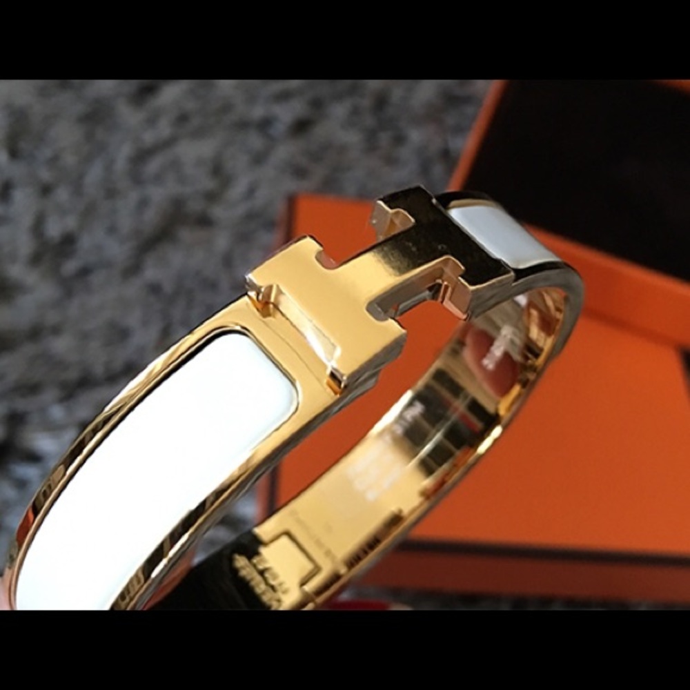 Hermes white Clic H bracelet PM