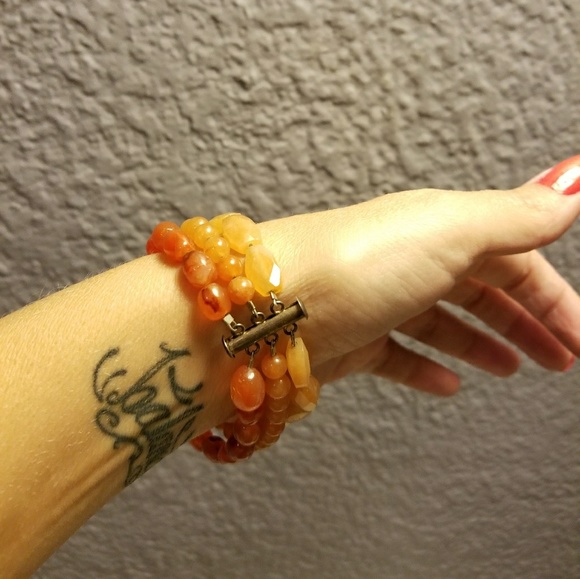 3 Strand, amber bead bracelet - Picture 2 of 2