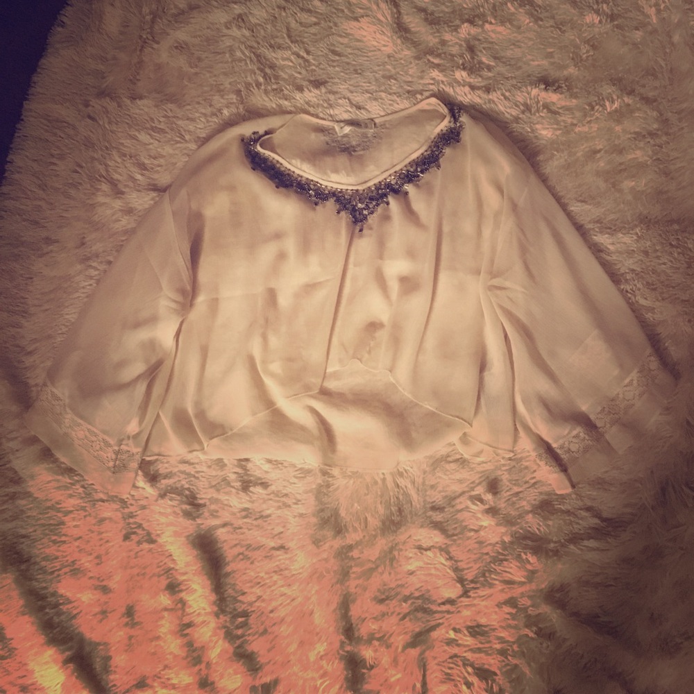Cute A&F sheer crop top!