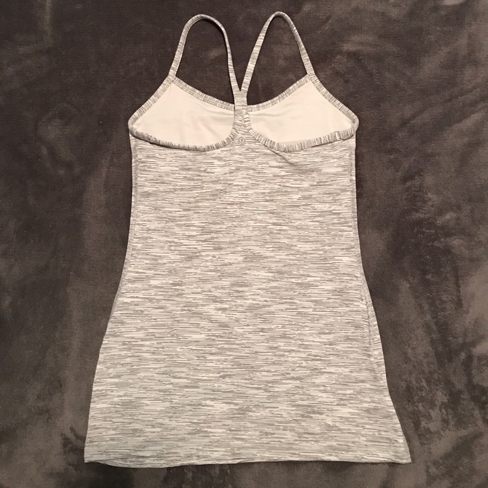 LULULEMON Razorback