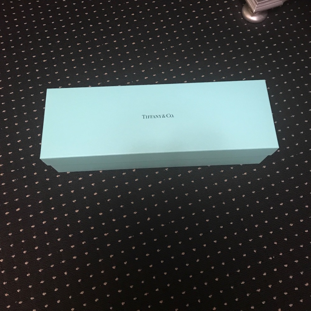 Tiffany & co blue box. Perfect condition