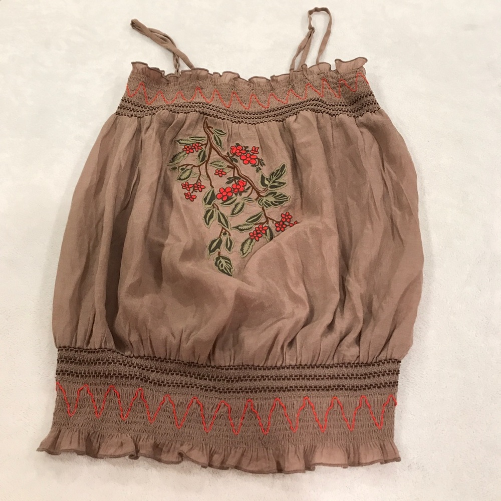 Poetry tank top floral stitching