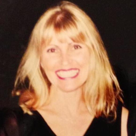 Meet your Posher, Carol - Picture 1 of 1