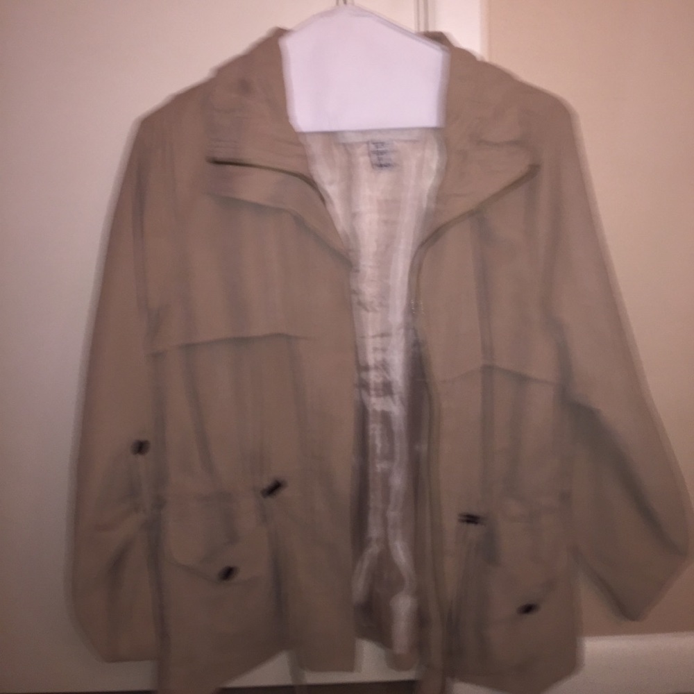 Tanish/nude fall jacket!