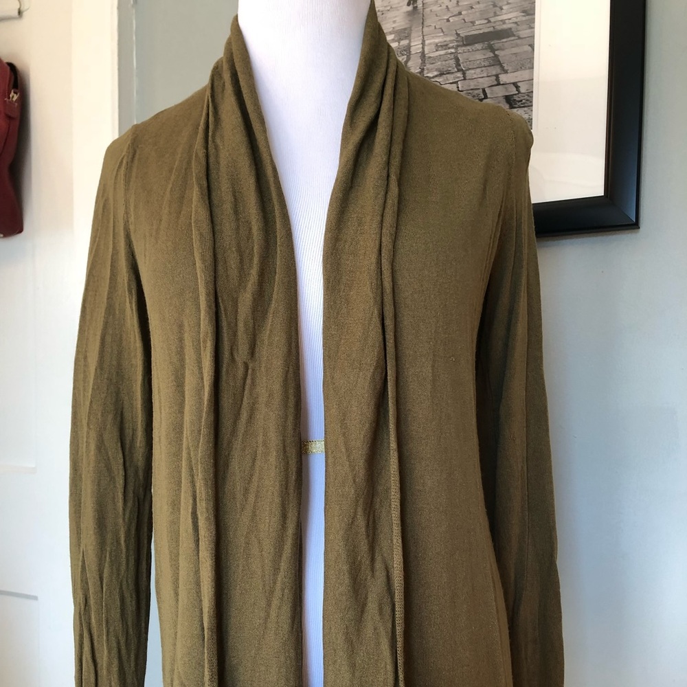 Ann Taylor shawl cardigan. Size S. EUC!