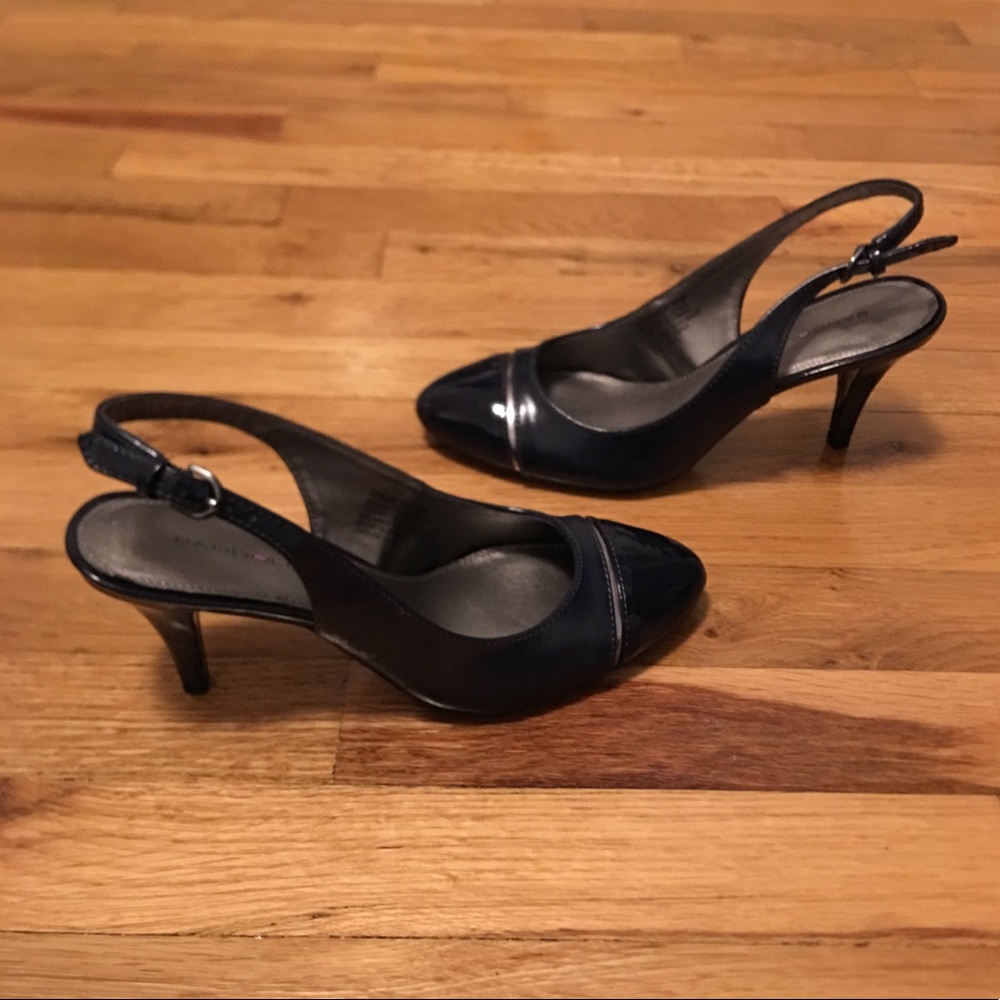 Shoe pumps