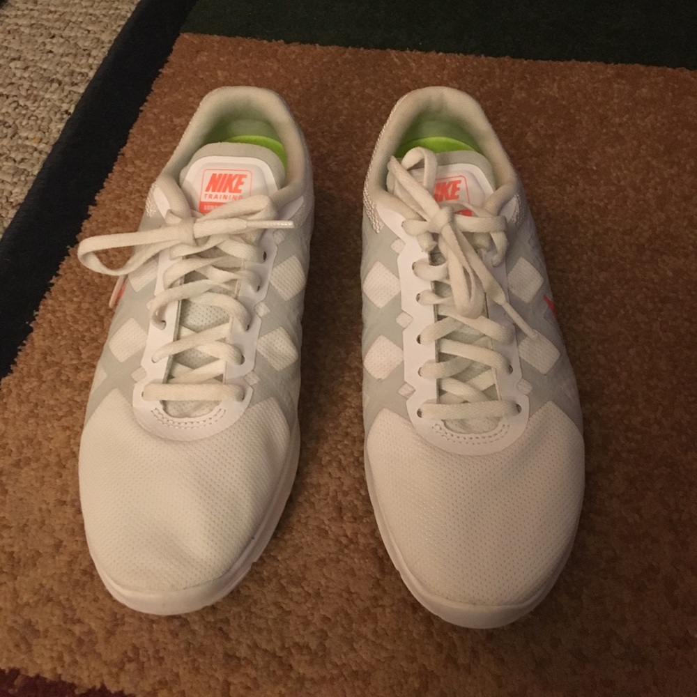Nike lunarlon size 6