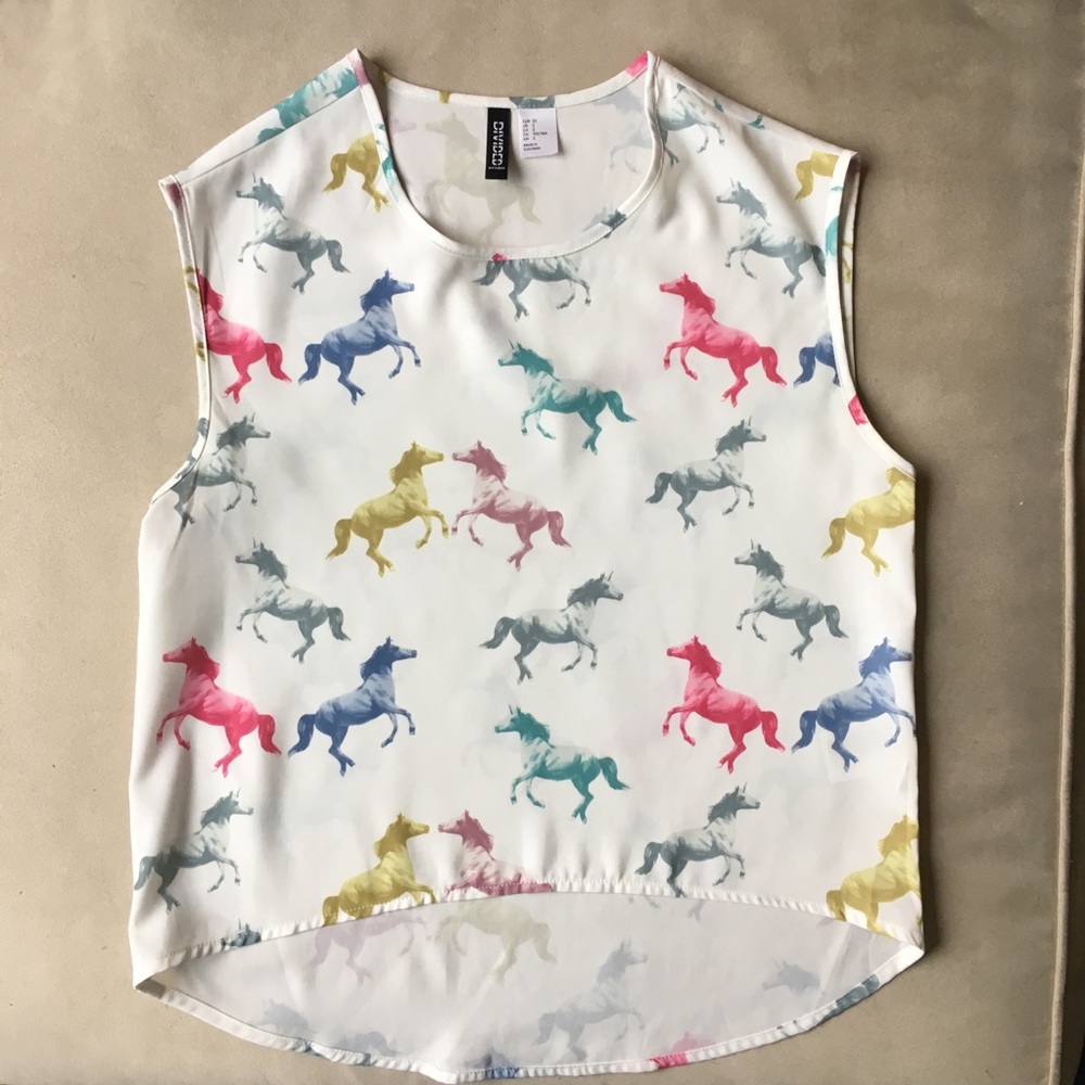 H&M Divided Unicorn Tee Blouse