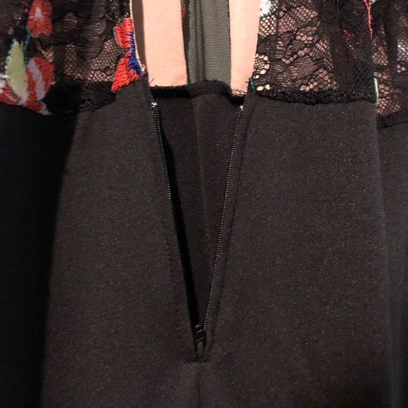NWT BEAUTIFUL PROM DRESS - Picture 7 of 8