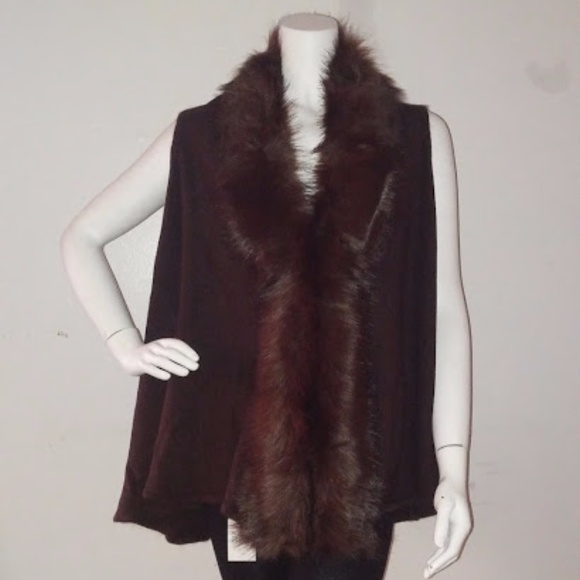 WGG Jackets & Blazers - Faux-fur Detail Vest