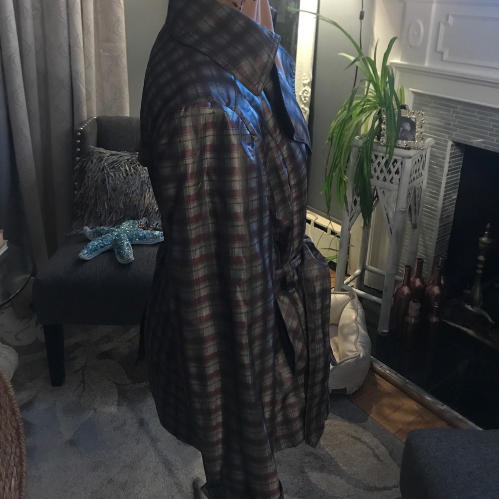 Jacket - Picture 2 of 5