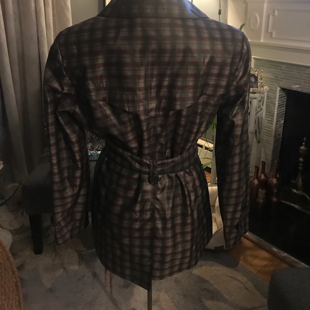 Jacket - Picture 3 of 5