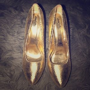 Gold Platform Pumps