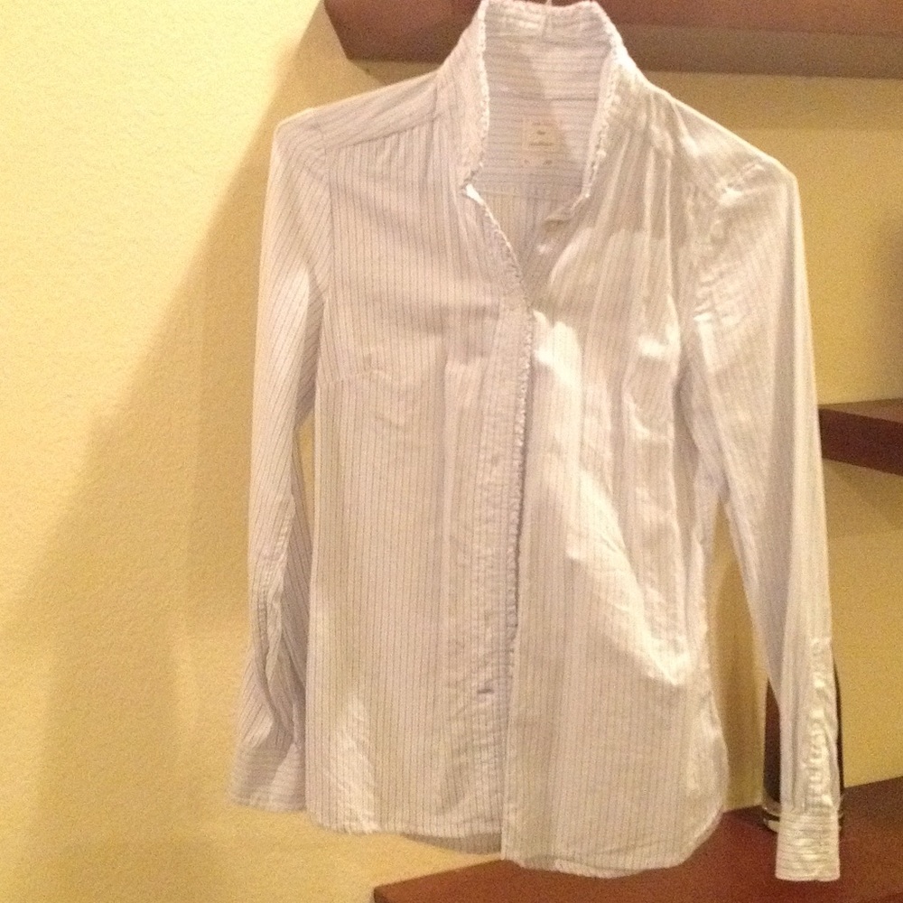 GAP beautiful Button Up