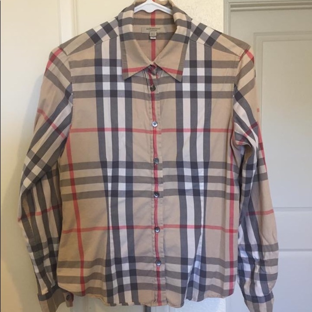 Woman’s Burberry Button Down (Size Small)