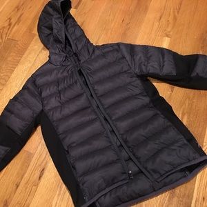 Boys light puffer jacket in black